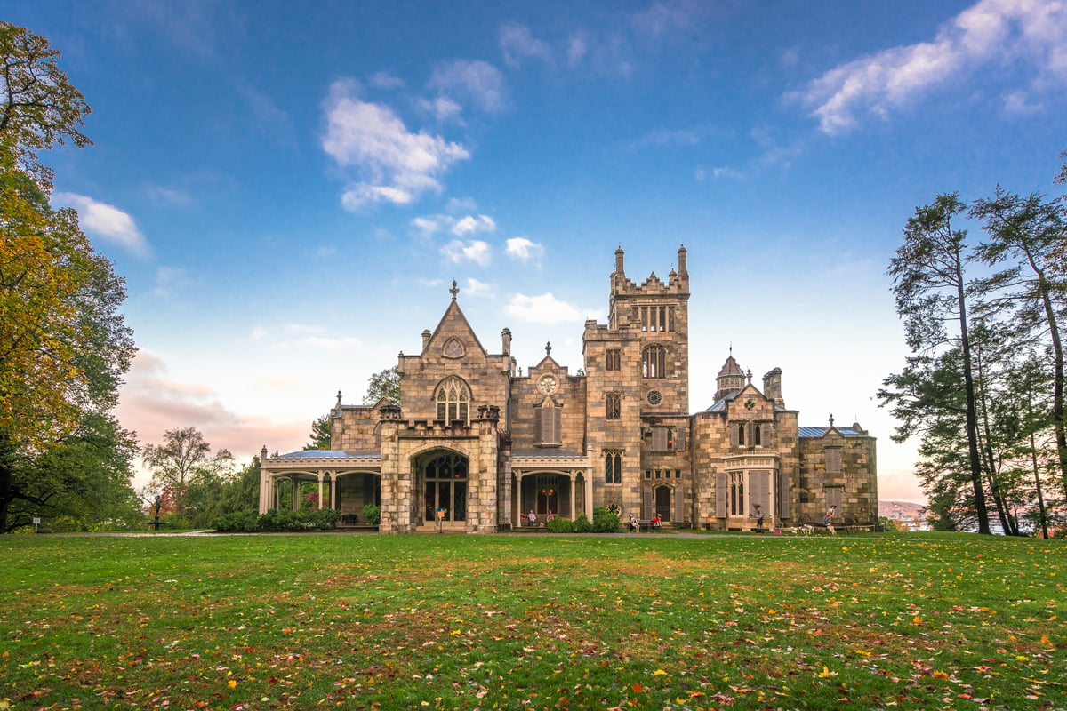 Experience the Magic of Tarrytown: Top Things to See and Do (Lyndhurts Mansion)