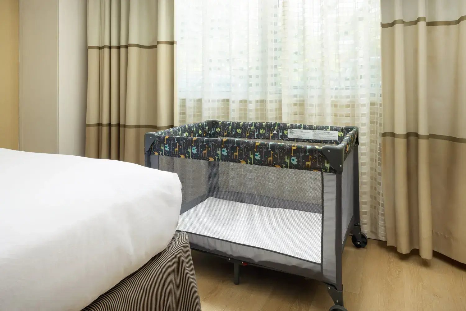 Sleepy Hollow Standard Double Crib