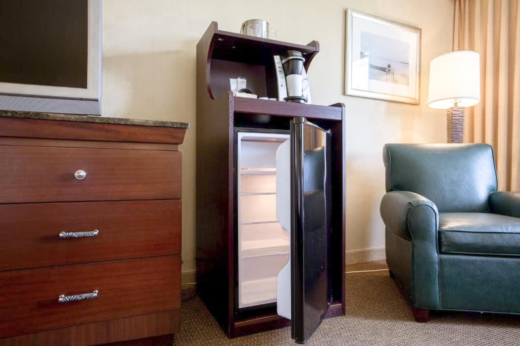 Sleepy Hollow's Standard King Room Amenities